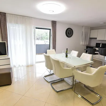 Villa-sana Vir