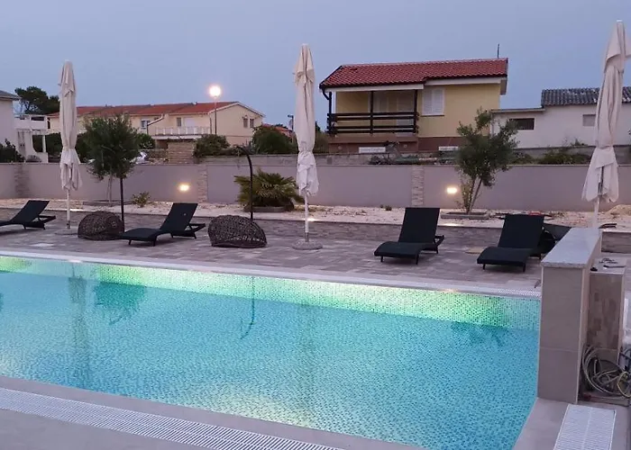 Вилла Villa-sana Вир